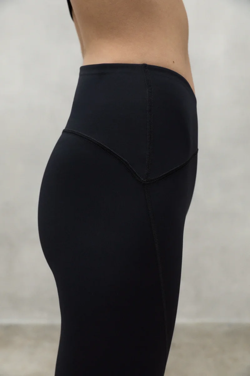 LEGGINGS TAMAN NEGROS - Imagen 6