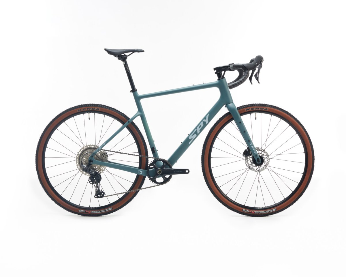 Spy – Striker CF GRX 12S